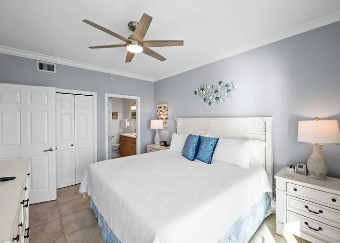 Apartment Crystal Shores 1003 By Albvr - Beautifully Decorated With Stunning Views! *